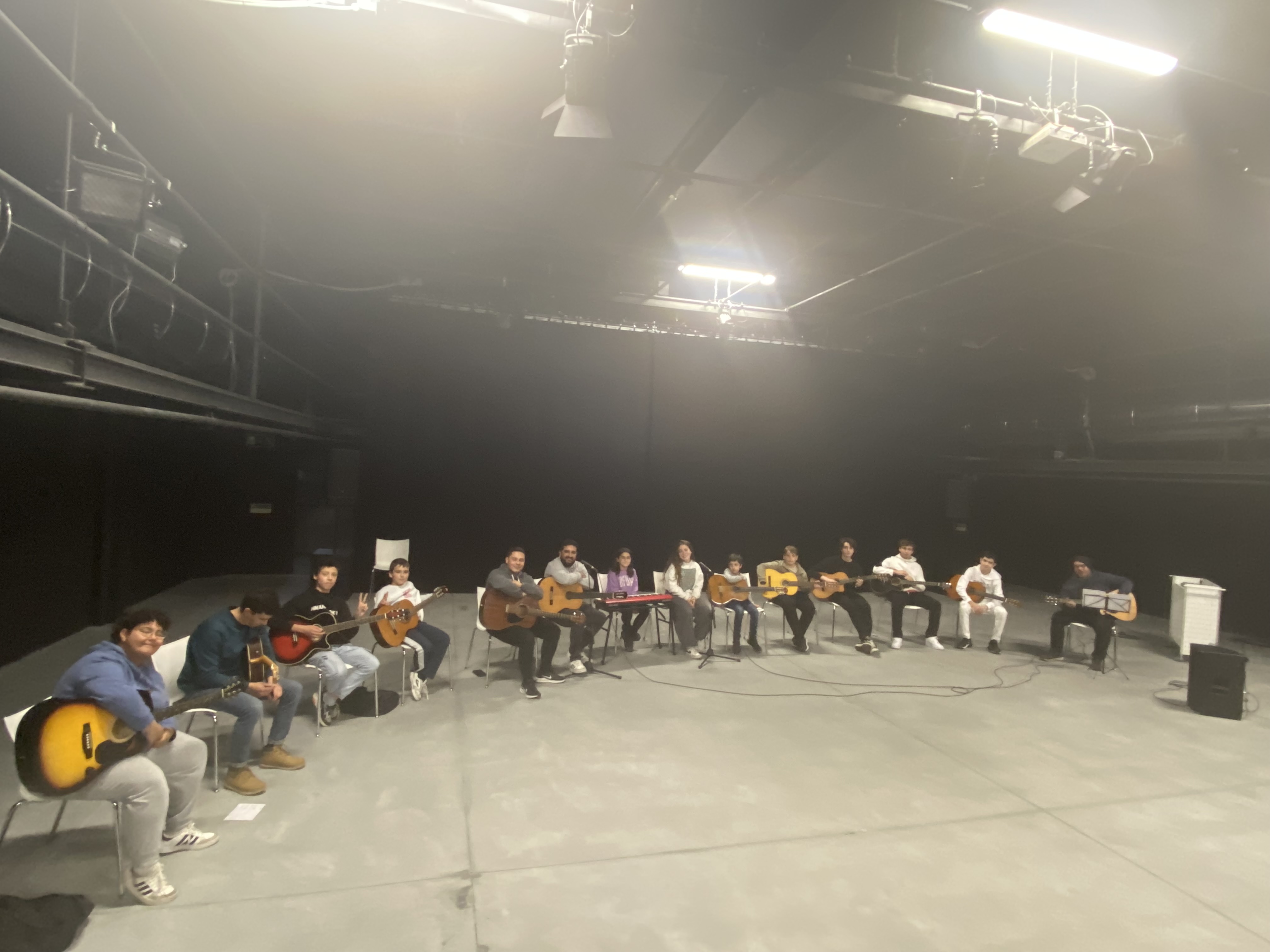 Filipe Hanssen e alunos